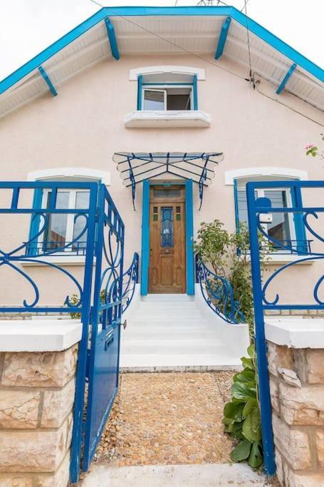 Le Montrachet Βίλα Ντιζόν Εξωτερικό φωτογραφία